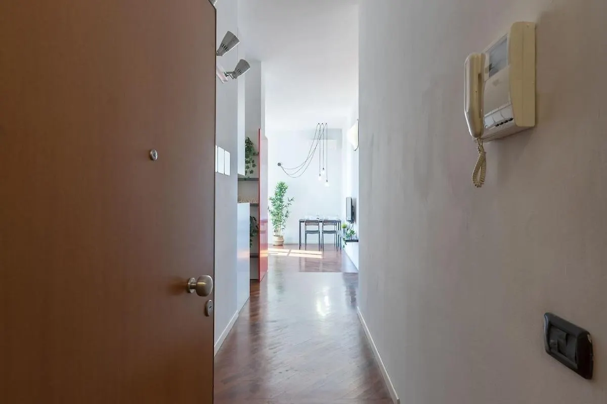Ale Apartment Castello Imperatore -Parking Disponibile- Prato