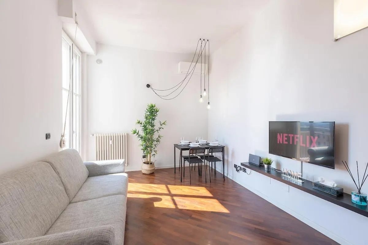 Ale Apartment Castello Imperatore -Parking Disponibile- Prato  Prato (Prato)